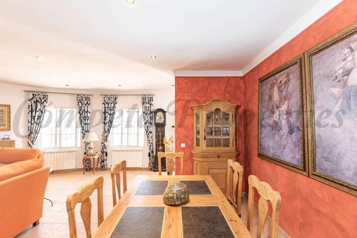 2 sovrum Finca/Hus på landet för semesterbostäder i Competa med pool - 1 500 € (Ref: 10076179)