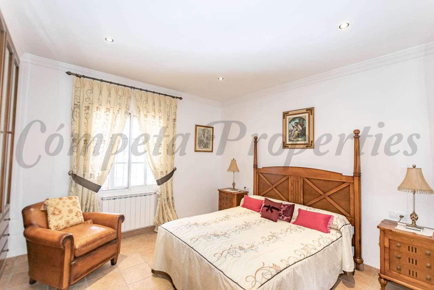 2 sovrum Finca/Hus på landet för semesterbostäder i Competa med pool - 1 500 € (Ref: 10076179)