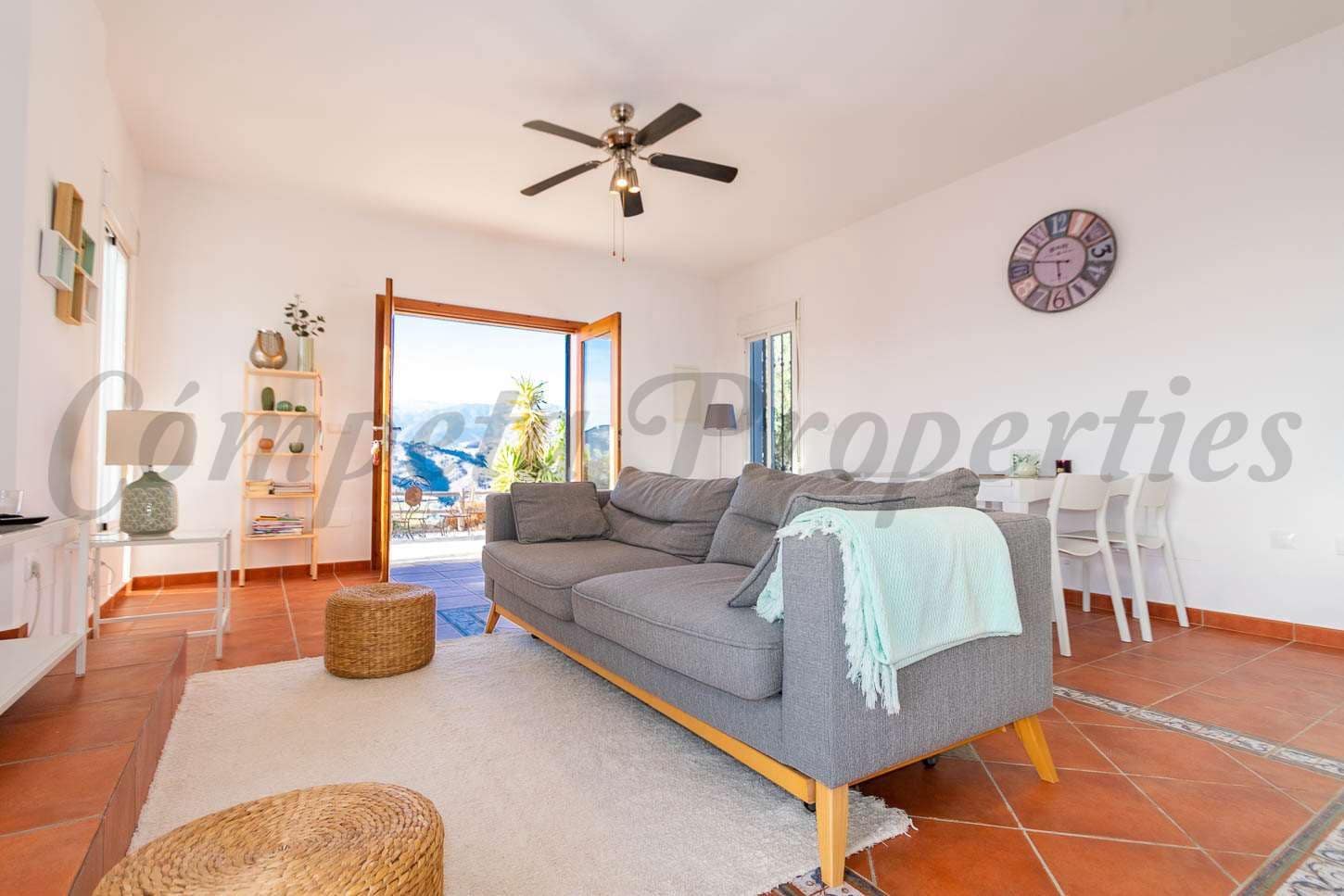 3 sovrum Finca/Hus på landet för semesterbostäder i Competa med pool - 1 500 € (Ref: 10076180)