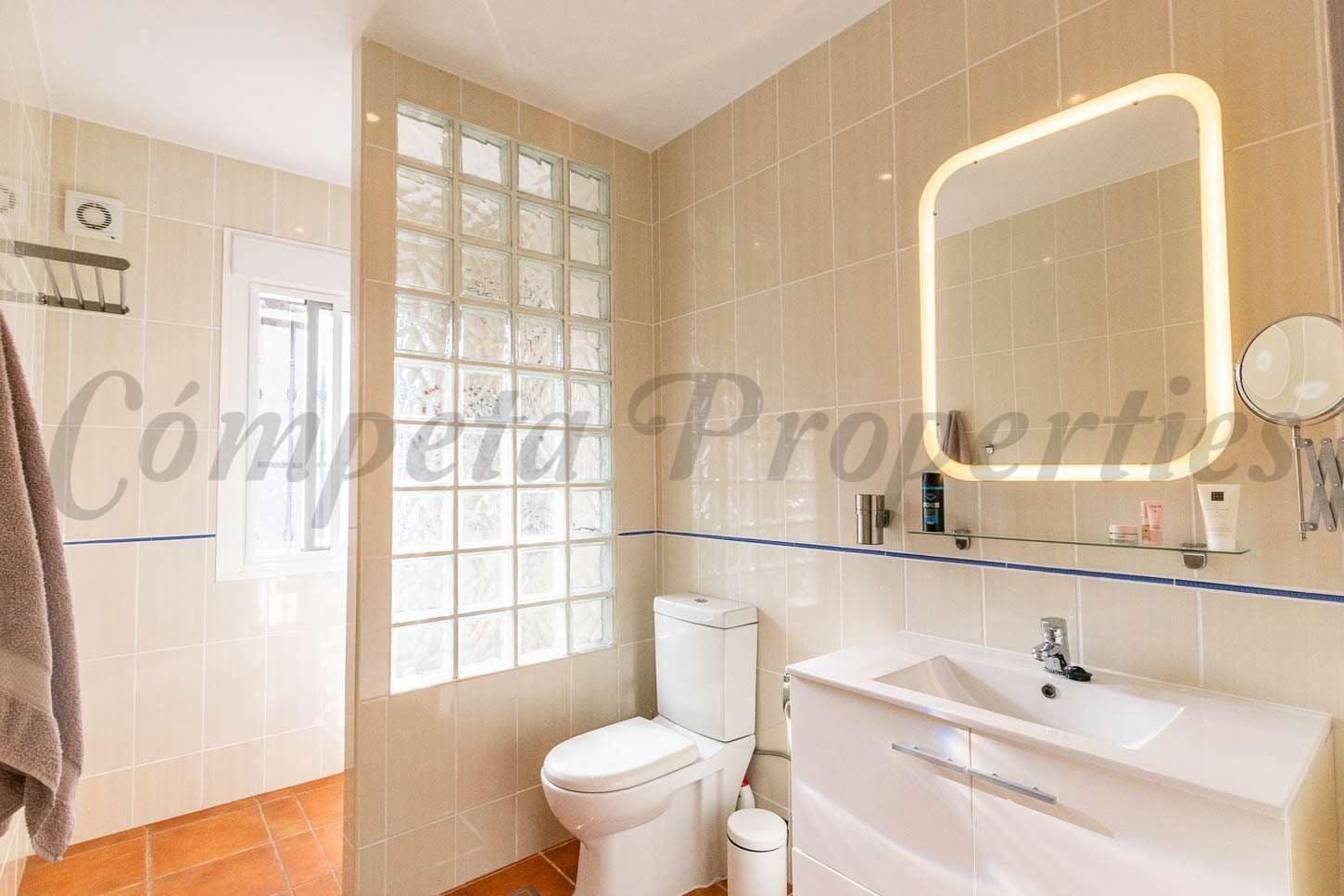 3 sovrum Finca/Hus på landet för semesterbostäder i Competa med pool - 1 500 € (Ref: 10076180)