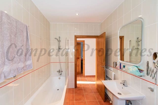 3 soverom Finca/Herregård til salgs i Cómpeta med svømmebasseng - € 1 500 (Ref: 10076180)