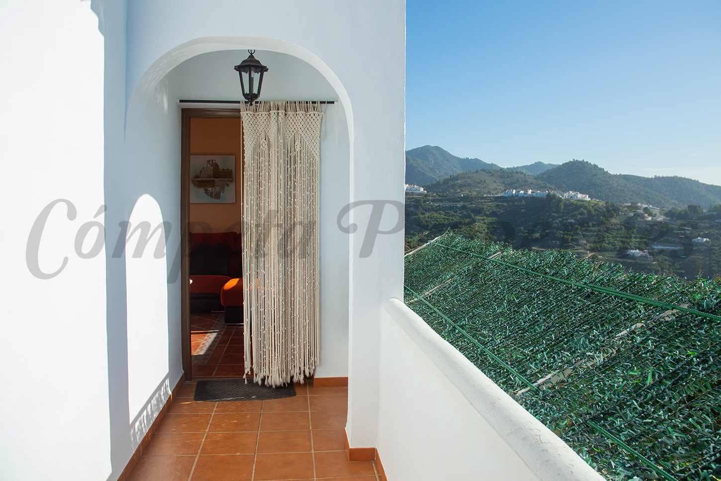 4 soveværelse Finca/Landehus til salg i Frigiliana med swimmingpool - € 960.000 (Ref: 10076181)