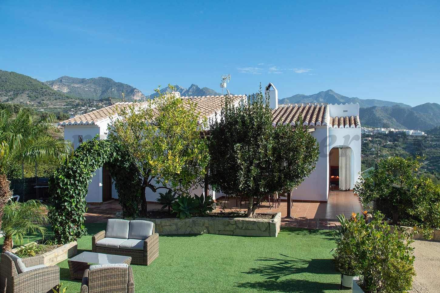 4 soveværelse Finca/Landehus til salg i Frigiliana med swimmingpool - € 960.000 (Ref: 10076181)