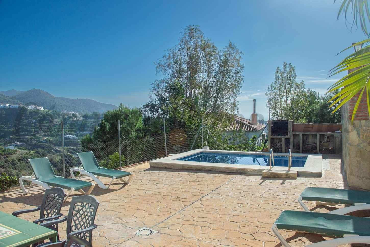 4 soveværelse Finca/Landehus til salg i Frigiliana med swimmingpool - € 960.000 (Ref: 10076181)
