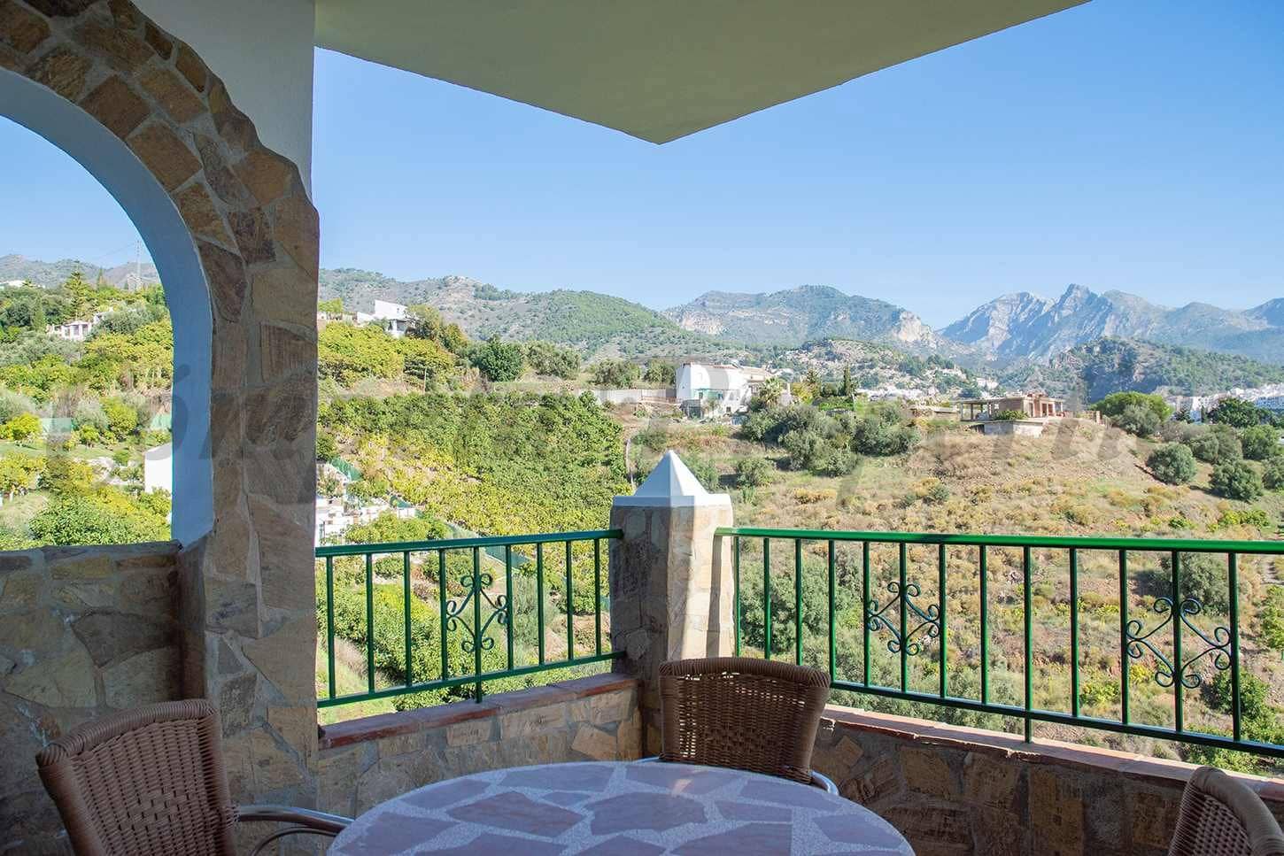 4 soveværelse Finca/Landehus til salg i Frigiliana med swimmingpool - € 960.000 (Ref: 10076181)