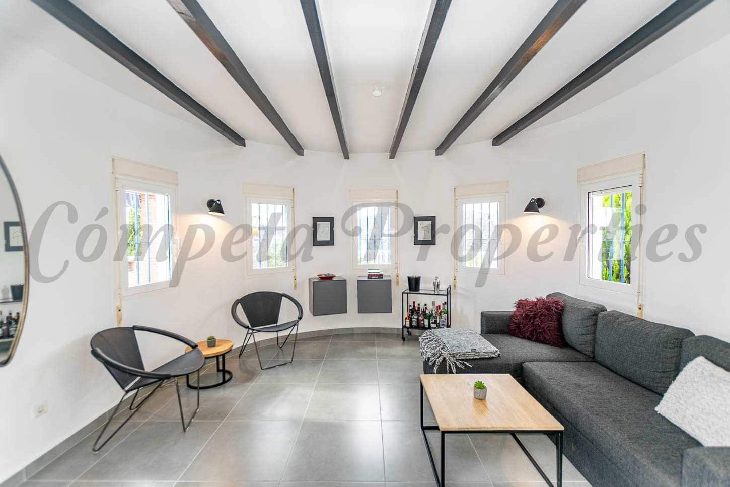 3 sovrum Finca/Hus på landet för semesterbostäder i Archez med pool - 1 900 € (Ref: 10076183)