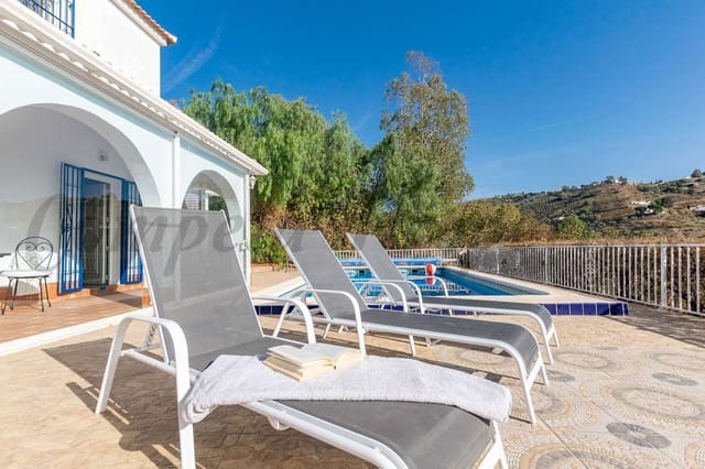 3 sovrum Finca/Hus på landet för semesterbostäder i Archez med pool - 1 900 € (Ref: 10076183)