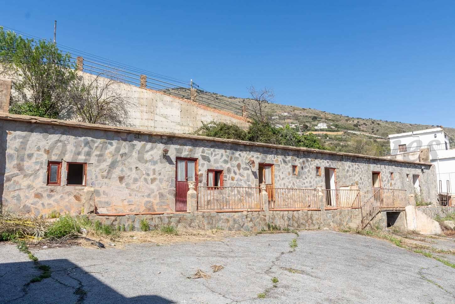 16 sypialnia Finka/Dom wiejski na sprzedaż w Carataunas z basenem garażem - 360 000 € (Ref: 10076184)