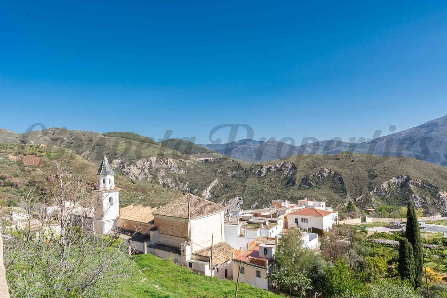 16 sypialnia Finka/Dom wiejski na sprzedaż w Carataunas z basenem garażem - 360 000 € (Ref: 10076184)