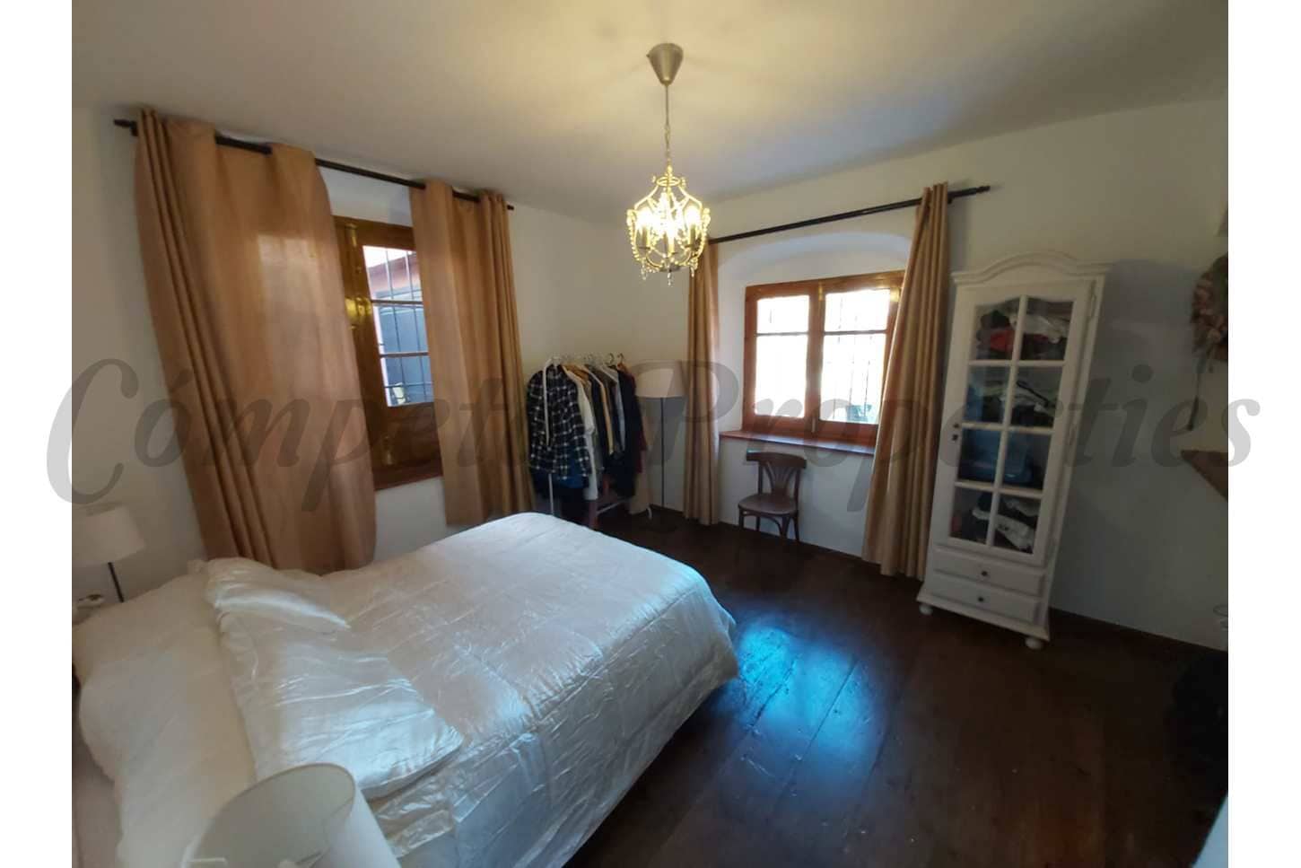 4 Zimmer Finca/Landgut zu verkaufen in Nerja mit Pool Garage - 950.000 € (Ref: 10076188)