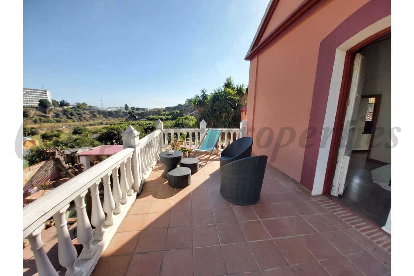 4 Zimmer Finca/Landgut zu verkaufen in Nerja mit Pool Garage - 950.000 € (Ref: 10076188)