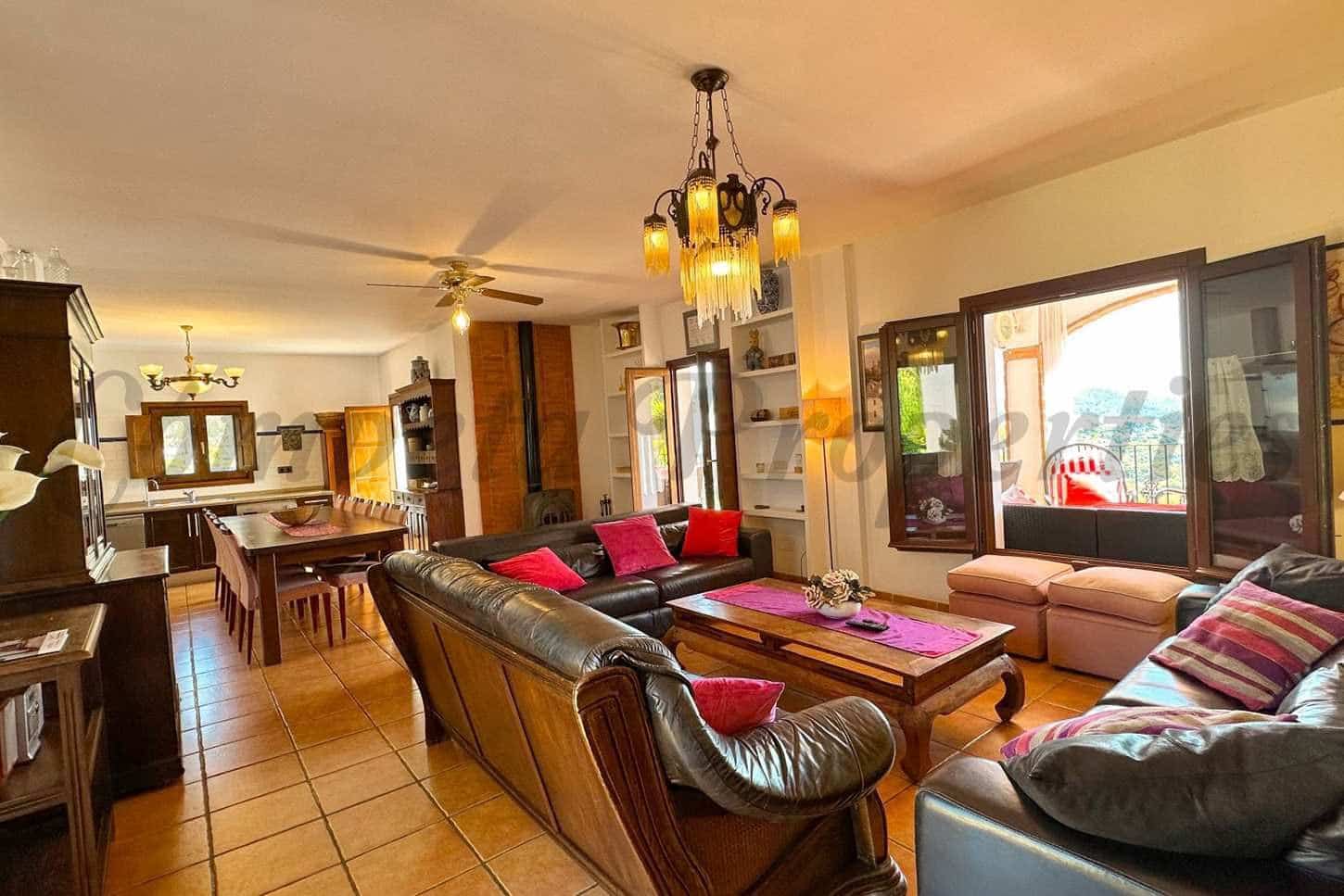 7 chambre Finca/Maison de Campagne à vendre à Frigiliana avec piscine garage - 1 300 000 € (Ref: 10076192)