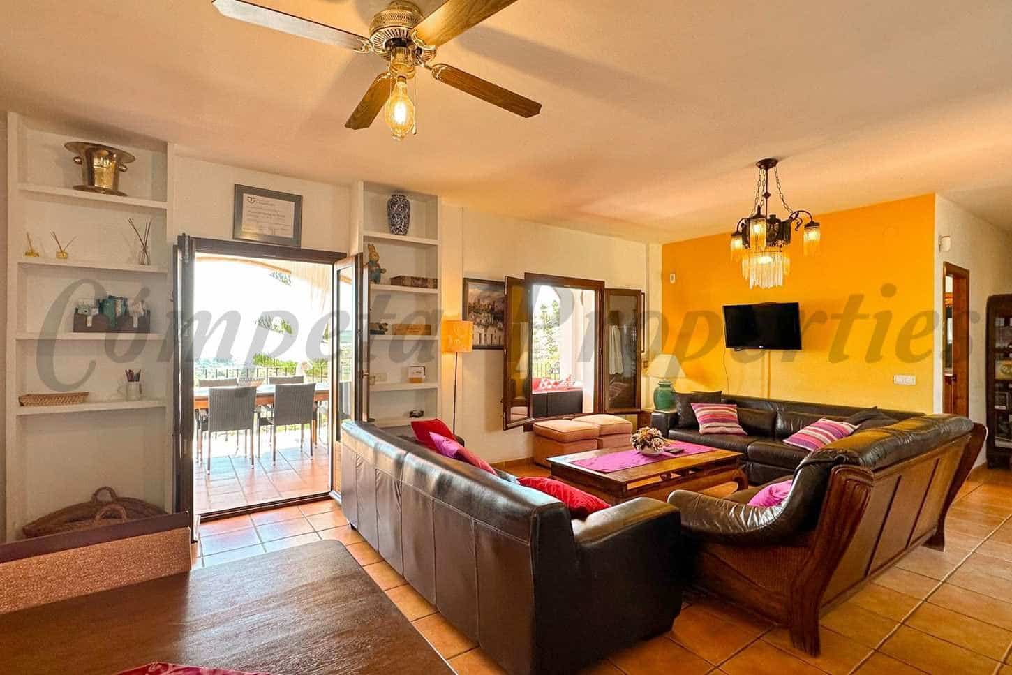 7 chambre Finca/Maison de Campagne à vendre à Frigiliana avec piscine garage - 1 300 000 € (Ref: 10076192)