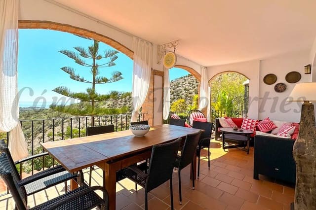 7 chambre Finca/Maison de Campagne à vendre à Frigiliana avec piscine garage - 1 300 000 € (Ref: 10076192)
