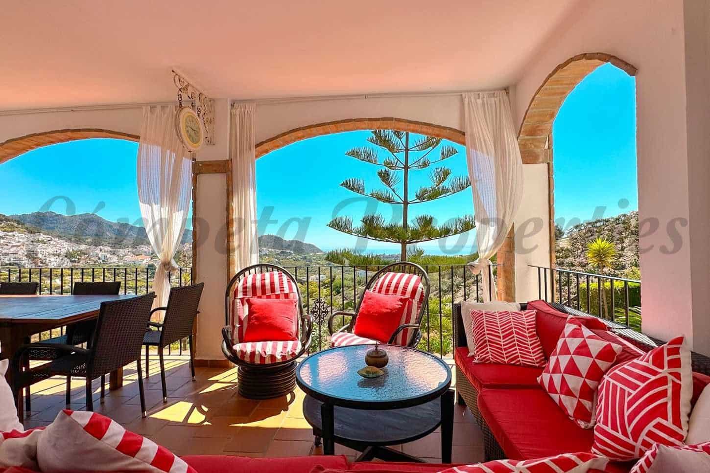 7 chambre Finca/Maison de Campagne à vendre à Frigiliana avec piscine garage - 1 300 000 € (Ref: 10076192)