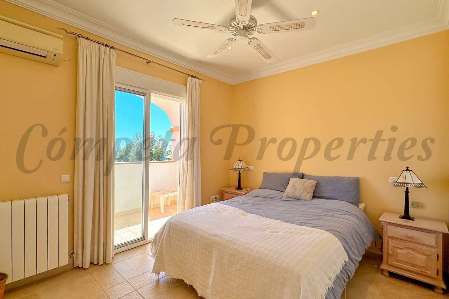 5 bedroom Finca/Country House for sale in Frigiliana with pool garage - € 1,200,000 (Ref: 10076193)