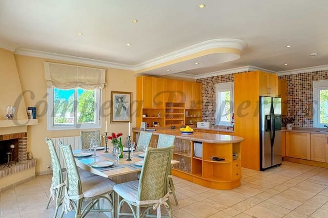 5 Zimmer Finca/Landgut zu verkaufen in Frigiliana mit Pool Garage - 1.200.000 € (Ref: 10076193)