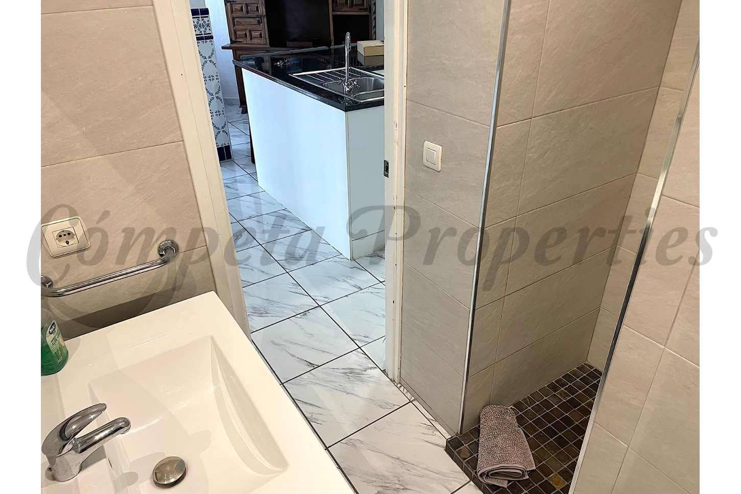 2 sovrum Lägenhet till salu i Nerja - 295 000 € (Ref: 10076195)