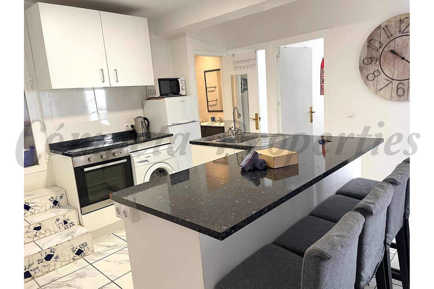 2 sovrum Lägenhet till salu i Nerja - 295 000 € (Ref: 10076195)