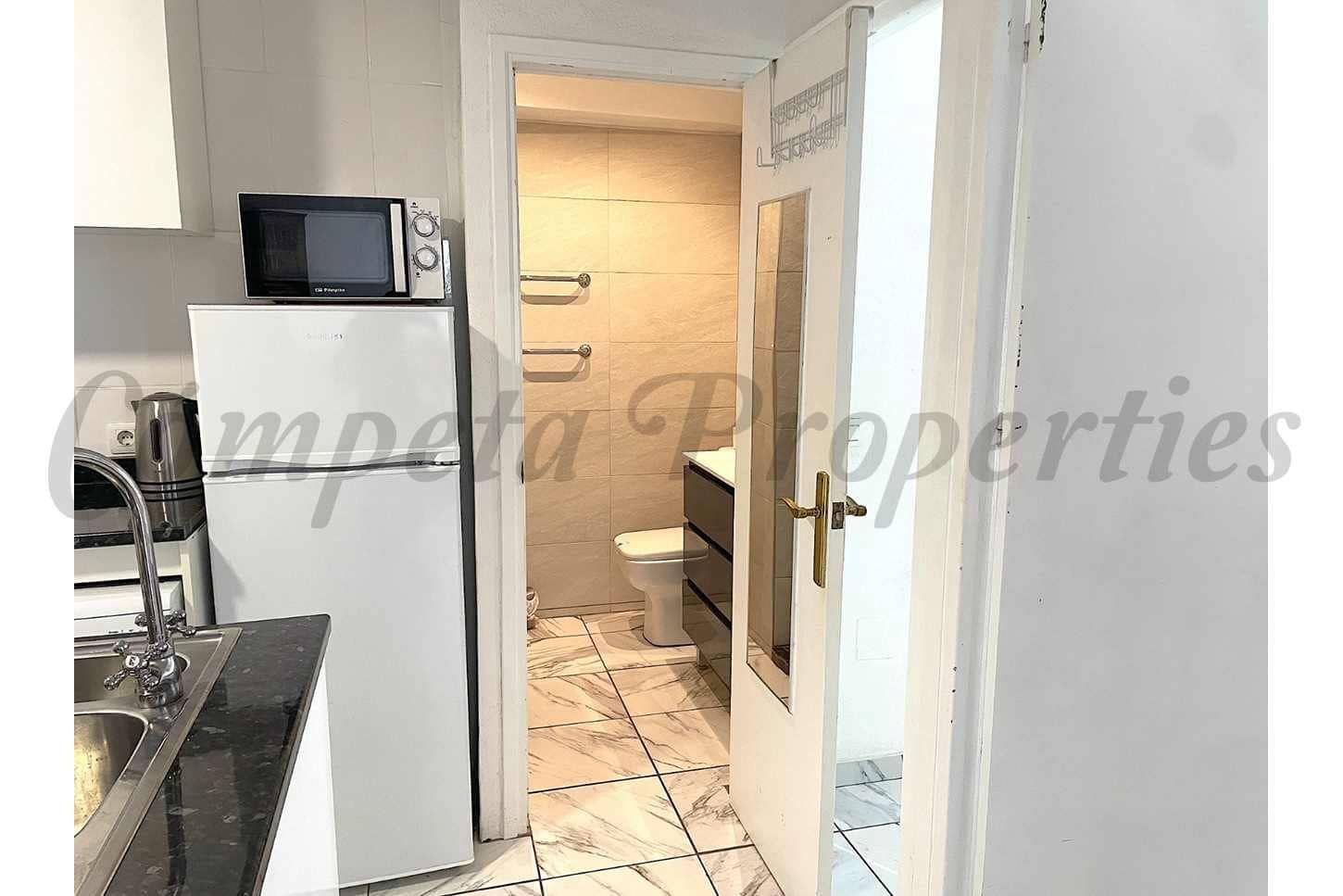 2 sovrum Lägenhet till salu i Nerja - 295 000 € (Ref: 10076195)