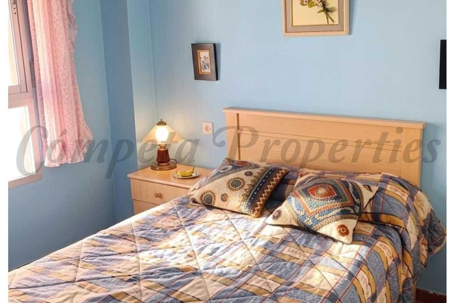 3 sovrum Lägenhet till salu i Nerja - 359 000 € (Ref: 10076196)