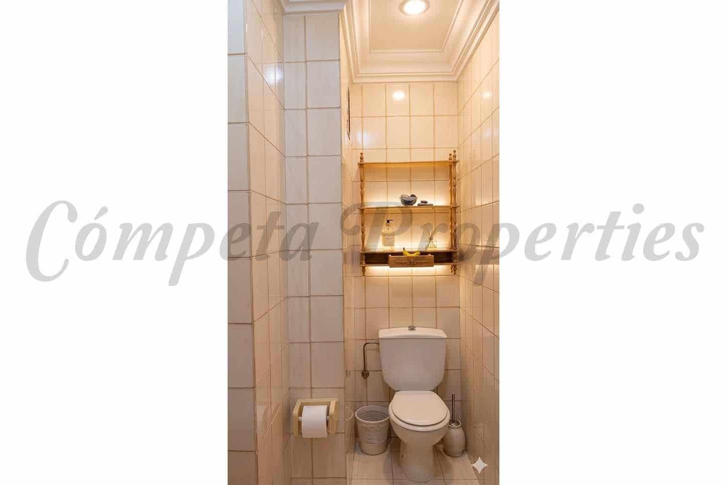 3 sovrum Lägenhet till salu i Nerja - 359 000 € (Ref: 10076196)