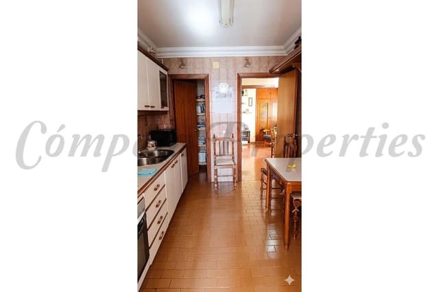 3 sovrum Lägenhet till salu i Nerja - 359 000 € (Ref: 10076196)