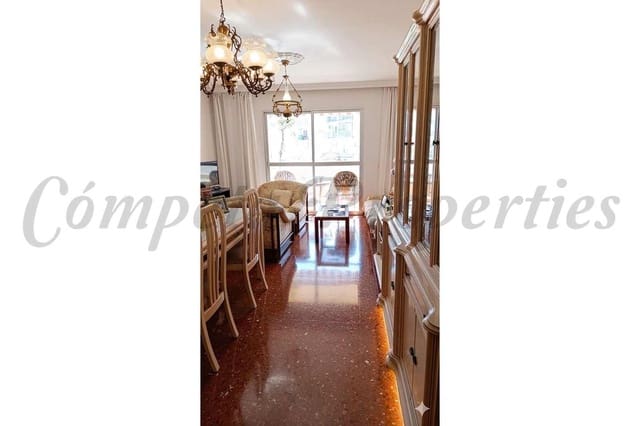 3 sovrum Lägenhet till salu i Nerja - 359 000 € (Ref: 10076196)
