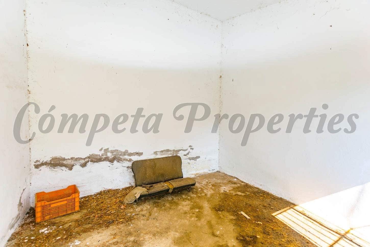 3 makuuhuone Maalaistalo myytävänä paikassa Arenas - 128 000 € (Ref: 10076197)