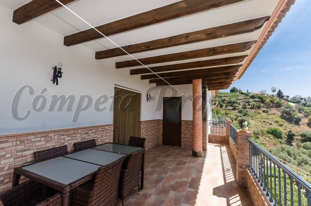 5 soverom Finca/Herregård til salgs i Sayalonga med svømmebasseng garasje - € 577 500 (Ref: 10076198)