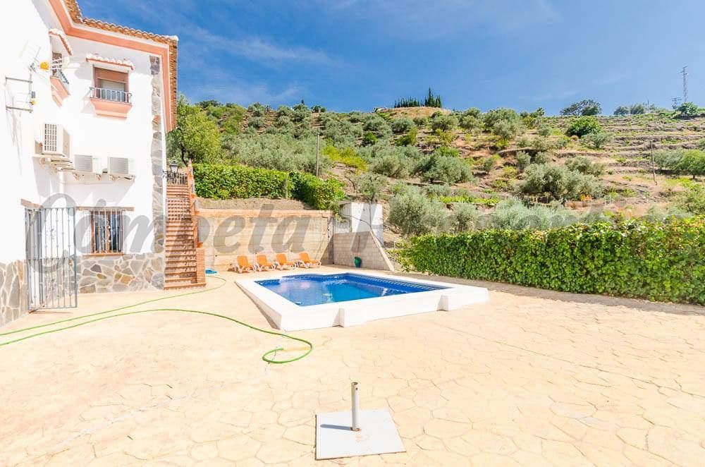 5 soverom Finca/Herregård til salgs i Sayalonga med svømmebasseng garasje - € 577 500 (Ref: 10076198)