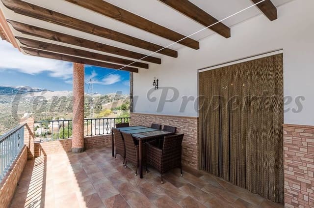 5 sypialnia Finka/Dom wiejski na sprzedaż w Sayalonga z basenem garażem - 577 500 € (Ref: 10076198)