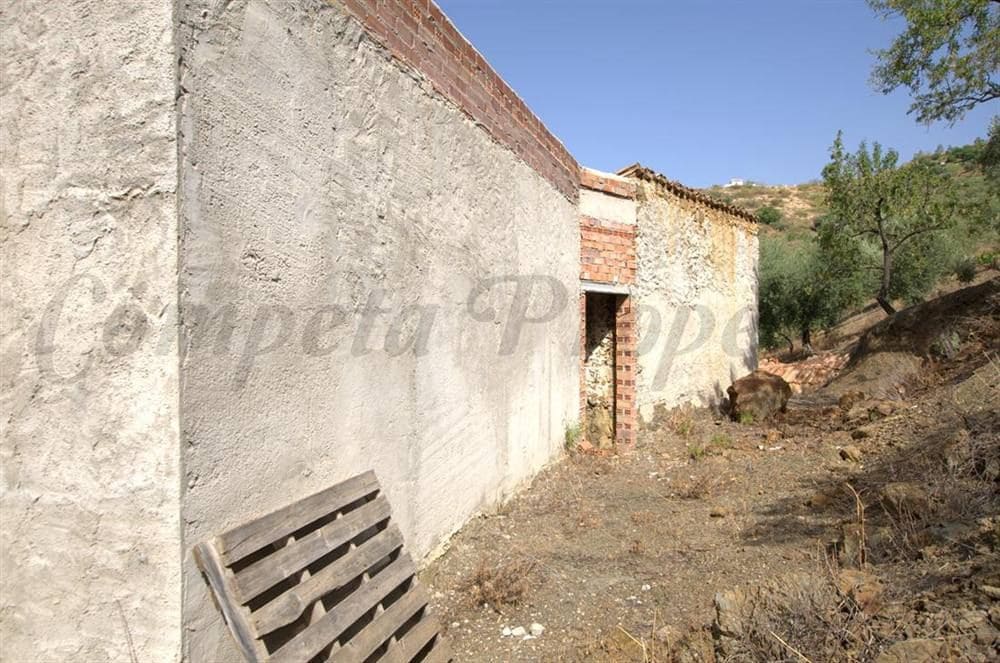 Finca/Hus på landet till salu i Sedella - 72 000 € (Ref: 10076200)