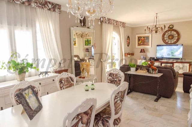Apartamento de 4 habitaciones en Cómpeta en venta con garaje - 270.000 € (Ref: 10076201)