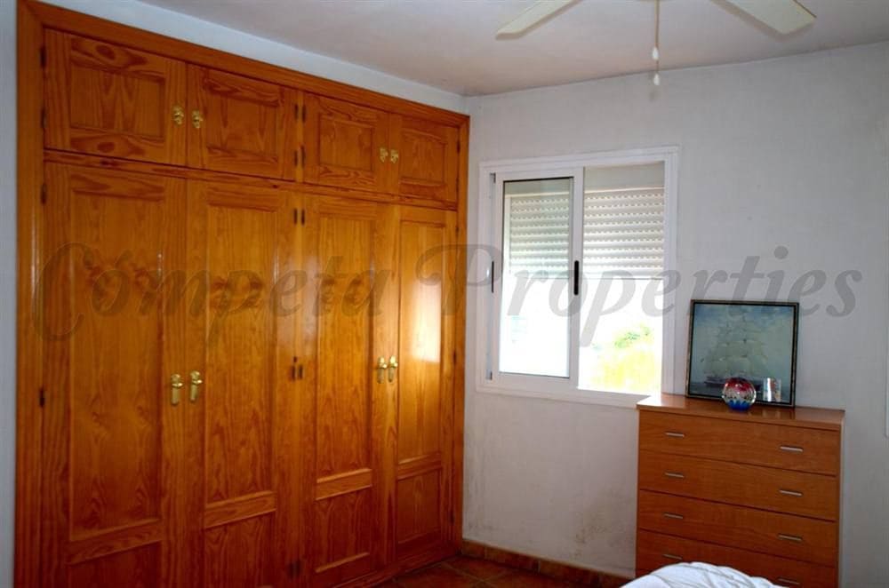 2 slaapkamer Appartement te koop in Competa - € 136.000 (Ref: 10076207)