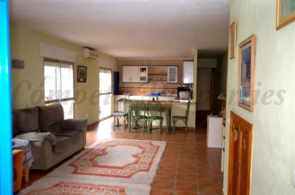 2 slaapkamer Appartement te koop in Competa - € 136.000 (Ref: 10076207)