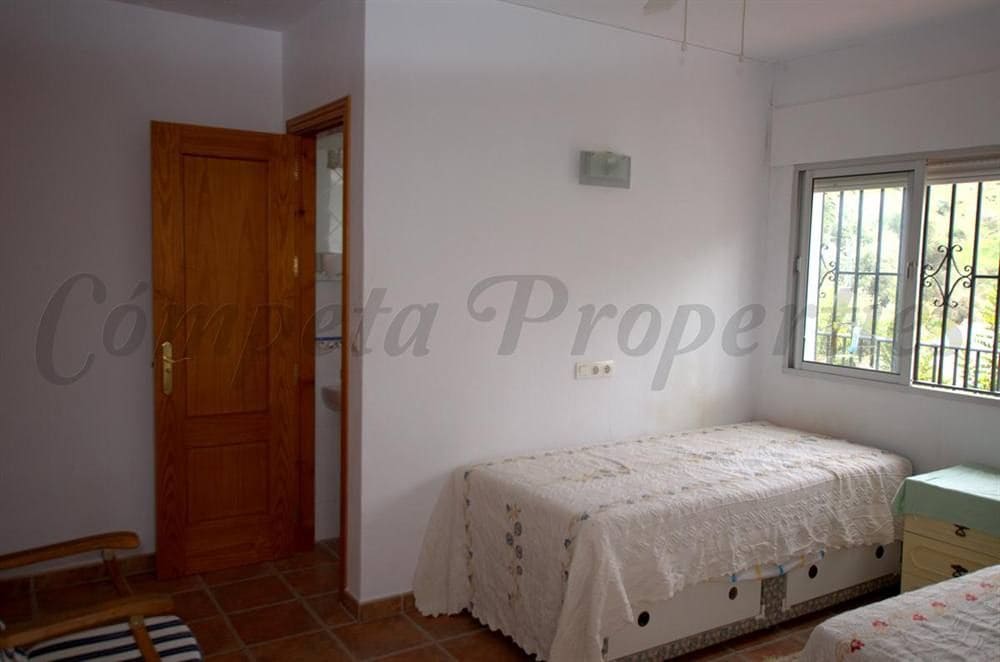 2 slaapkamer Appartement te koop in Competa - € 136.000 (Ref: 10076207)