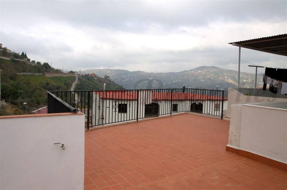 2 slaapkamer Appartement te koop in Competa - € 136.000 (Ref: 10076207)