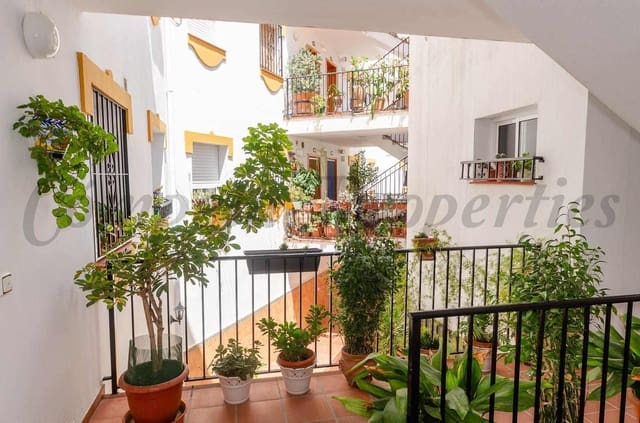 4 bedroom Apartment for sale in Cómpeta - € 179,000 (Ref: 10076208)