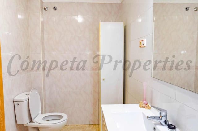 4 bedroom Apartment for sale in Cómpeta - € 179,000 (Ref: 10076208)