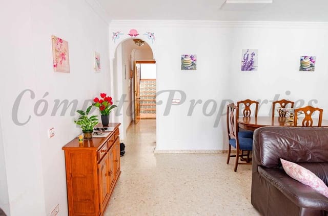 4 bedroom Apartment for sale in Cómpeta - € 179,000 (Ref: 10076208)
