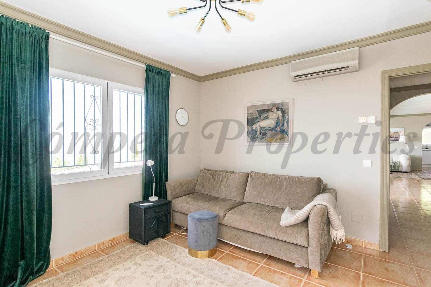 3 makuuhuone Maalaistalo lomavuokrausta paikassa Competa mukana uima-altaan - 2 100 € (Ref: 10076212)
