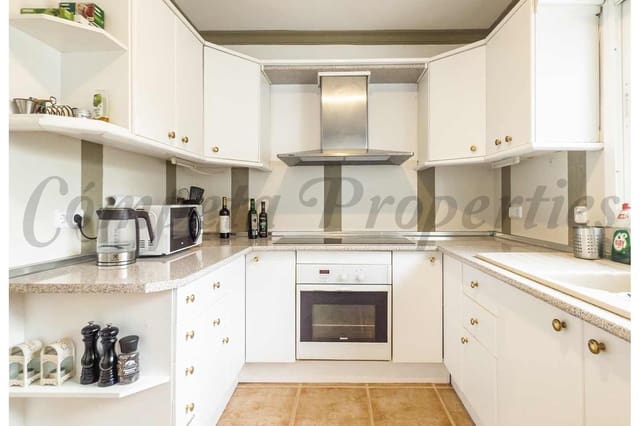 3 sypialnia Finka/Dom wiejski na kwatery wakacyjne w Cómpeta z basenem - 2 100 € (Ref: 10076212)