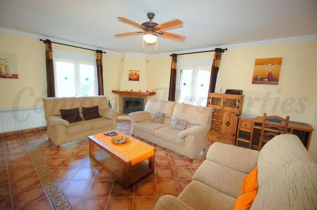 Finca/Maison de Campagne de 3 chambres de location de vacances à Cómpeta avec piscine - 1 655 € (Ref: 10076214)