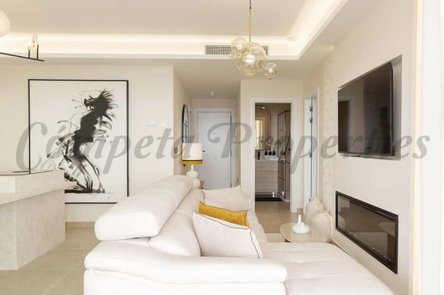 2 soveværelse Lejlighed til salg i Nerja med garage - € 429.000 (Ref: 10076221)