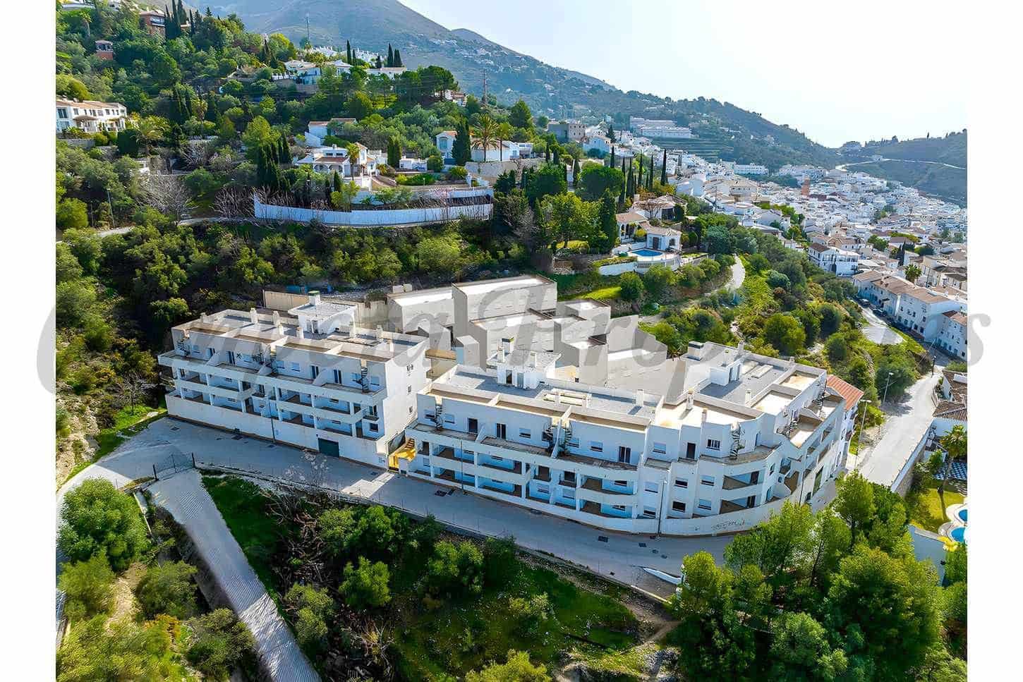 1 slaapkamer Appartement te koop in Competa met zwembad - € 138.000 (Ref: 10076227)