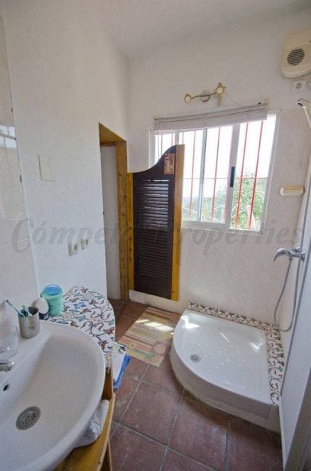 Finca/Casa Rural de 2 habitaciones en Cómpeta en venta con garaje - 390.000 € (Ref: 10076230)