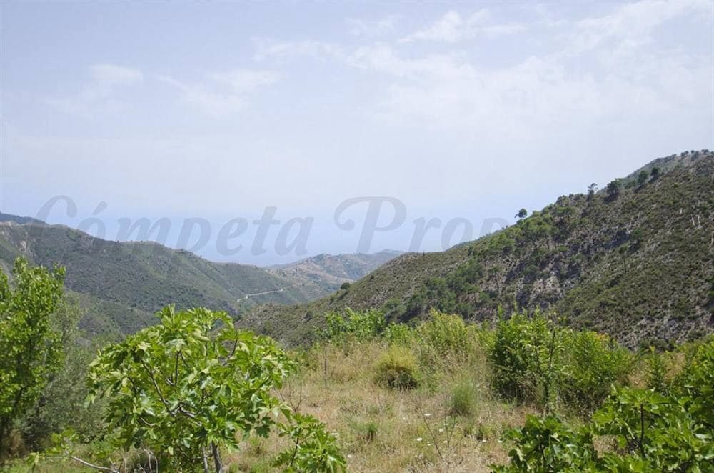 Finca/Casa Rural de 2 habitaciones en Cómpeta en venta con garaje - 390.000 € (Ref: 10076230)