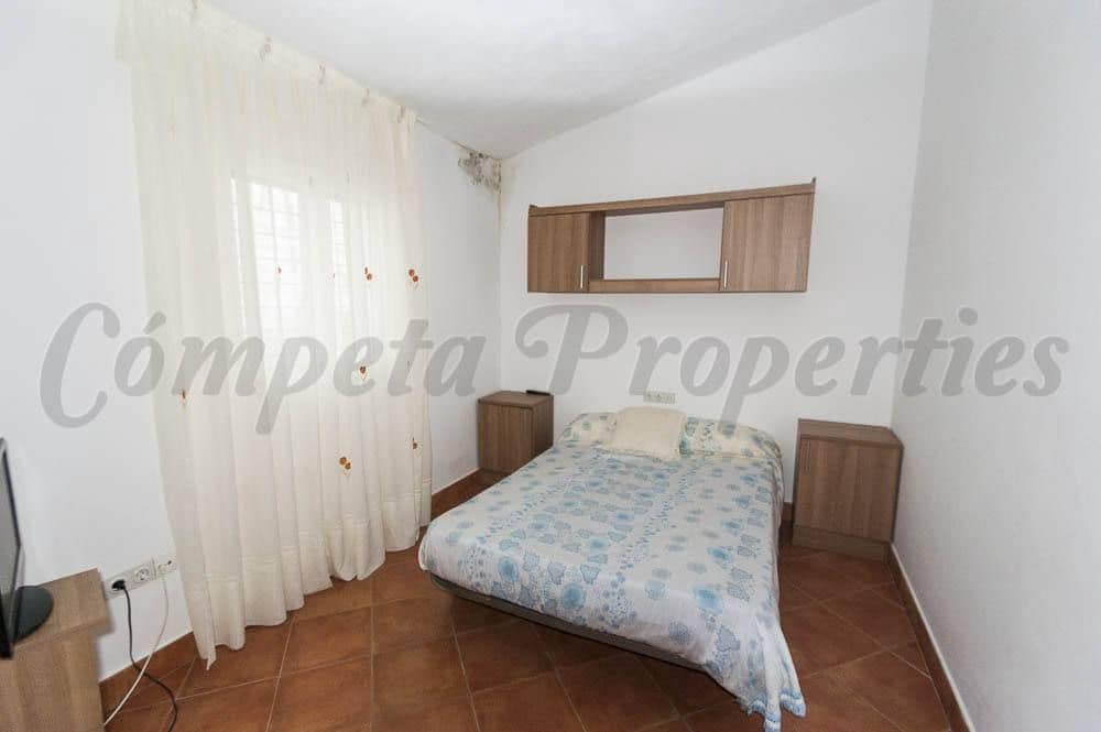 3 quarto Quinta/Casa Rural para venda em Canillas de Aceituno com garagem - 230 000 € (Ref: 10076233)