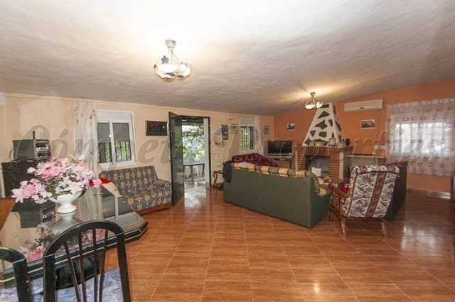 3 quarto Quinta/Casa Rural para venda em Canillas de Aceituno com garagem - 230 000 € (Ref: 10076233)